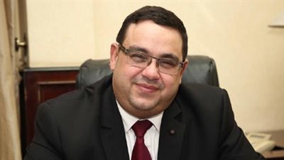 خبير يحذر من ركود يضرب الاقتصاد العالمي