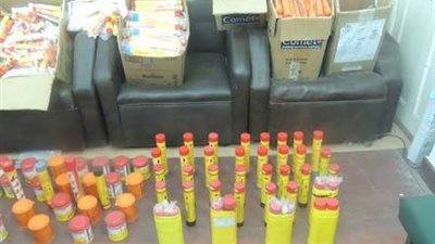 ضبط 725 قطعة ألعاب نارية مجهولة المصدر بشبرا الخيمة