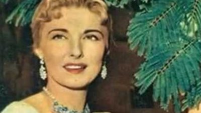 الابتسامة الرقيقة ترشح مريم فخرالدين لعرش الجمال