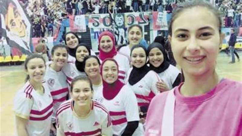الفريق الأول لسيدات