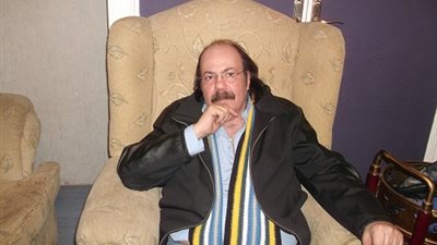 طلعت زكريا يبدأ تصوير «حارس الرئيس» بعد العيد