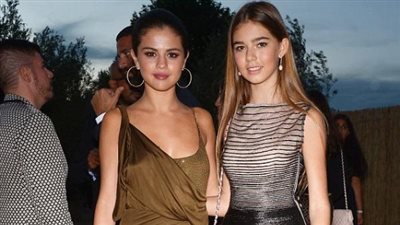 بالصور.. سيلينا جوميز تبهر الحضور في حفل دي كابريو