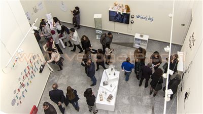 بالصور.. تخريج أول دفعة من طلاب التصميم الجرافيكي بالجامعة الأمريكية