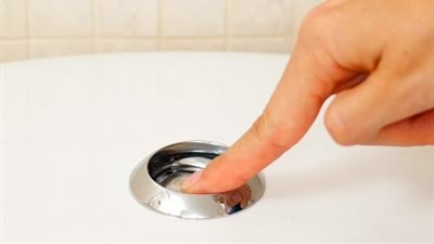 10 أشياء تفعلها بشكل خاطئ.. إليك الطريقة الصحيحة (فيديو)