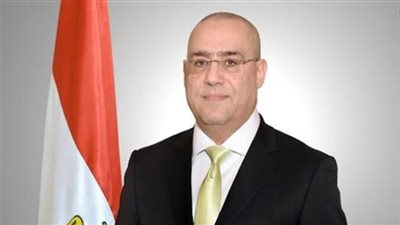 وزير الإسكان يتابع استعدادات شركة الصرف بالإسكندرية لاستقبال الأمطار