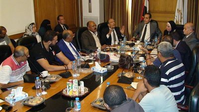 مجدي غازي: خطة طموحة للتوسع في تنفيذ مشروع المجمعات الصناعية