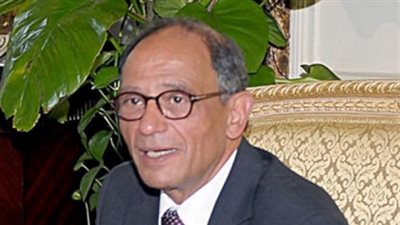 «هاني عازر» يتفقد أنفاق قناة السويس بالإسماعيلية