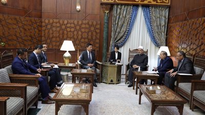 سفير سنغافورة بالقاهرة: خريجو الأزهر لهم دور كبير في تحصين بلادنا من التطرف