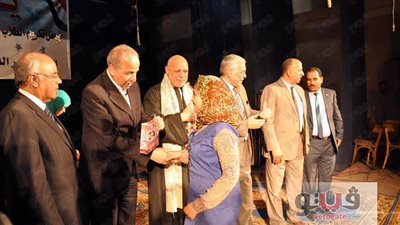 بالصور.. محافظ القليوبية يشهد احتفال مدرسة طوخ بـ«يوم الوفاء»