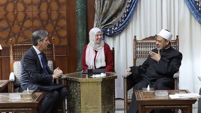 سفير بريطانيا في القاهرة: الأزهر شريك أساسي في جهودنا تجاه القضايا الإنسانية