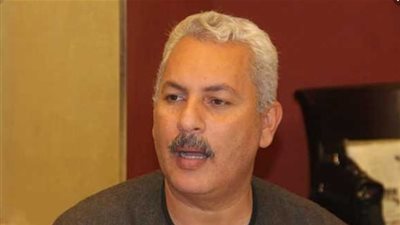 نقيب الفلاحين يطالب بنقل 3 وزارات إلى الصعيد