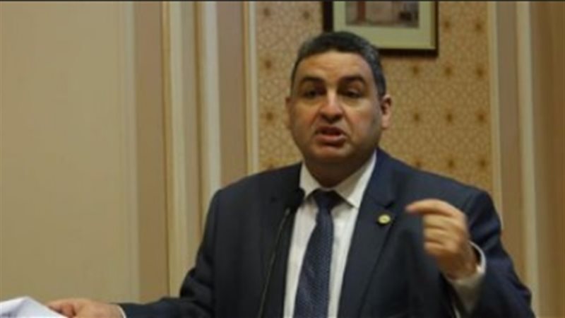  النائب محمد العقاد