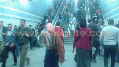 بالصور.. 6 عقبات تتسبب في تأخر طلاب جامعة القاهرة عن المحاضرات