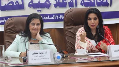 تكريم سهير جودة في كلية الإعلام (صور)