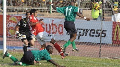 حكم موقعة الأهلى والقطن الكاميرونى يصل الخميس