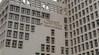 المالية: مستمرون في متابعة تطبيق الحد الأدنى للأجور بالجهات الإدارية