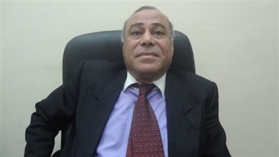 مدحت الجيار: «التناحر على الكراسي» سبب انهيار اتحاد كتاب مصر