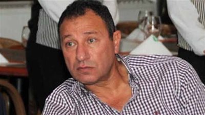 الخطيب والليثي وشوبير يصلون عزاء «حسن مختار»