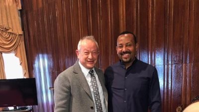 ساويرس مهنئأ رئيس وزراء إثيوبيا بـ نوبل : 