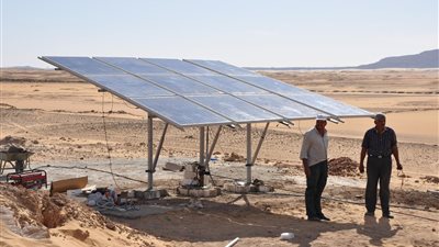 بنوك وطنية تمول مشروعات الطاقة الشمسية بالوادي الجديد