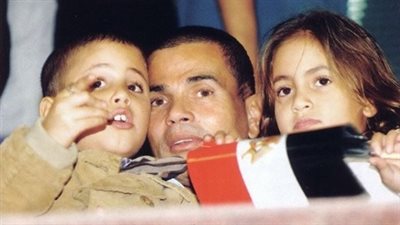 ابنة عمرو دياب توجه رسالة لوالدها في عيد ميلاده الـ58 (صور)