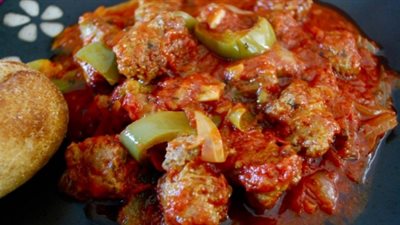 طريقة إعداد «السجق بدبس الرمان والسماق»