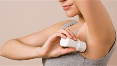 3 أضرار يسببها مزيل العرق للجلد