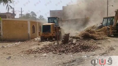 بالصور.. إزالة 29 حالة تعد على أملاك الدولة في سوهاج