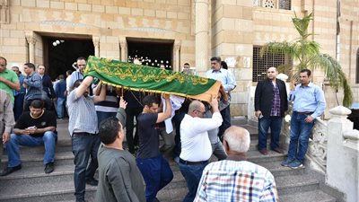 تشييع جثمان وزير الاتصالات الأسبق من مسجد الحصري (فيديو)
