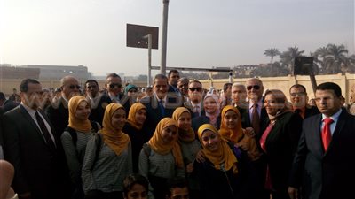 بالصور.. «الهلالي» يكلف بتشجير محيط المدارس الجديدة بكرداسة