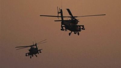 طائرات الأباتشي تقصف معاقل التكفيريين جنوب الشيخ زويد