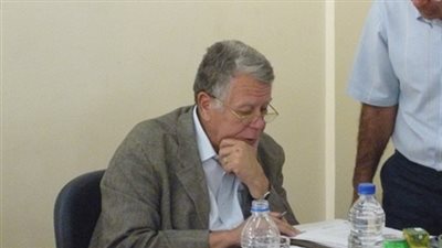 لجنة الكرة تجتمع بنجوم الأهلى الخميس