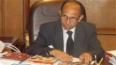 محافظ الفيوم الأسبق: الإخوان أحرقوا ونهبوا مبنى المحافظة عقب ثورة يناير