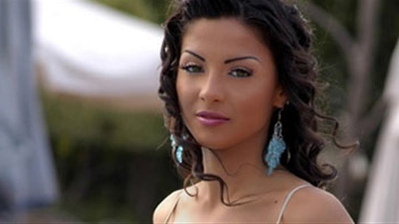 الفنانة اللبنانية