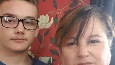 إنقاذ طفل مصاب بالتوحد من محاولة انتحار بسبب التنمر (صور)