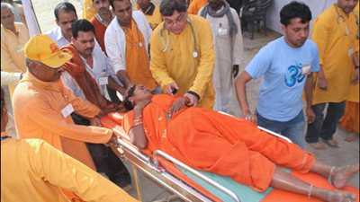 مقتل أكثر من 50 شخصًا في حادث تدافع بمعبد وسط الهند