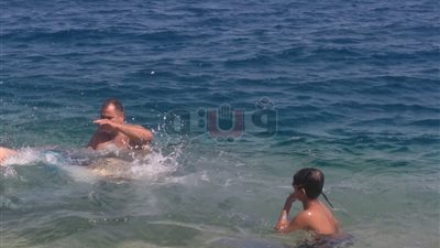 بدء تدريبات سباحي المنتخب العربى لعبور المانش في الغردقة (صور)