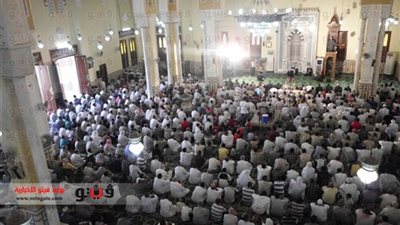 القيادات التنفيذية بالوادى الجديد تؤدى صلاة العيد بالمجمع الإسلامى