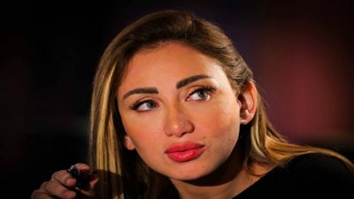 12 مارس.. محاكمة ريهام سعيد بتهمة تشويه سمعة زينة