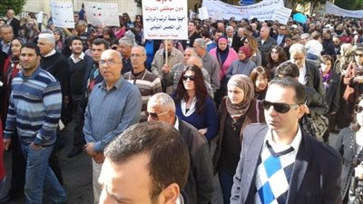 استمرار اعتصامات نقابية للمطالبة بزيادة الأجور فى لبنان