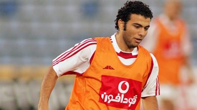 متعب وسيد حمدى يقودان هجوم الأهلي أمام الرجاء