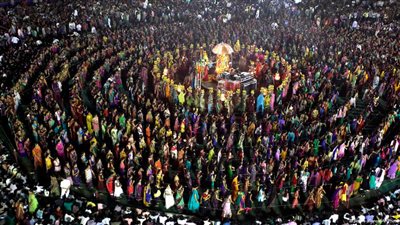 مقتل أكثر من 60 شخصا في تدافع بالقرب من معبد هندوسي بالهند