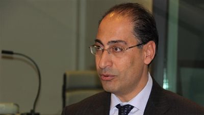 وزير الطاقة والثروة المعدنية الأردني يصل مطار القاهرة