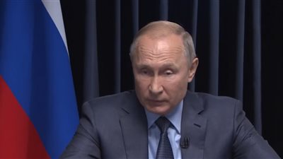 بوتين لمذيع قناة: لا تخلط بين نعمة الله والبيض المقلي (فيديو)