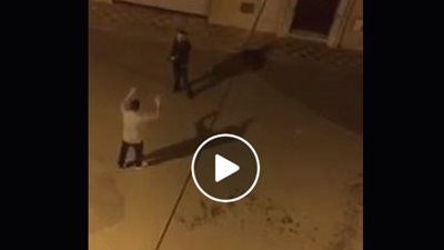 بالفيديو.. مشاجرة عنيفة بين ثلاثة أشخاص في المغرب