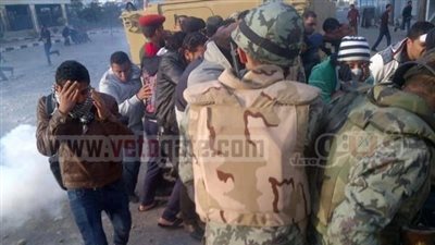 الجيش يسيطر على ميدان الشهداء ببورسعيد