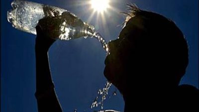 6 نصائح ذهبية لحماية طفلك من الموجة الحارة