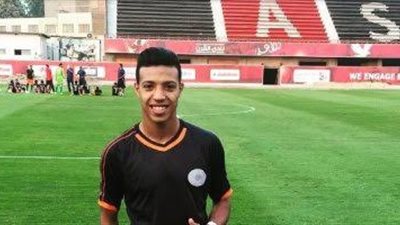 إسلام جابر يؤدي تدريبات تأهيلية على هامش ودية المنيا