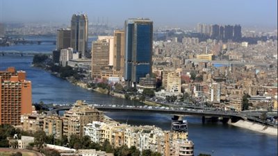 «الأرصاد»: انخفاض 10 درجات واضطراب بالملاحة البحرية غدا