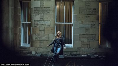 بالصور.. إليزابيث أولسن تستكمل تصوير Avengers: Infinity War